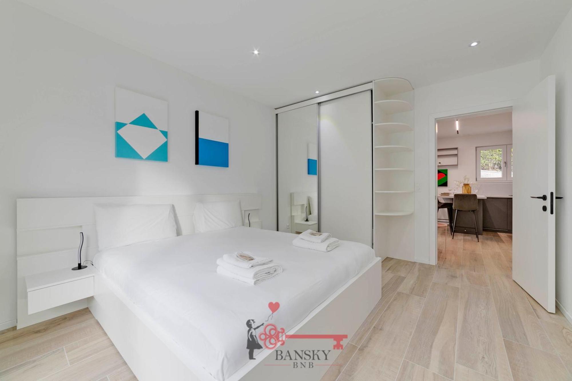 Home Sofia Room 4 - 5Min Station -By Easylife Swiss Lugano Bagian luar foto